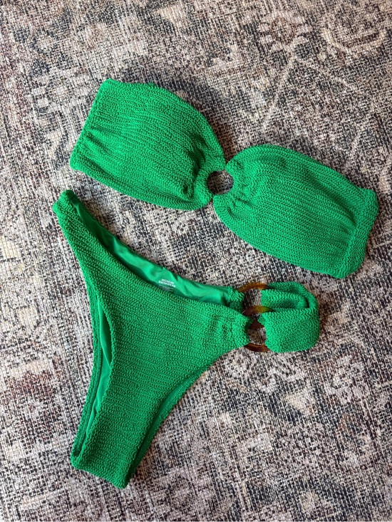 Monday Swimwear Other - Monday Swimwear Green Crinkle Set (L top/M bottoms)